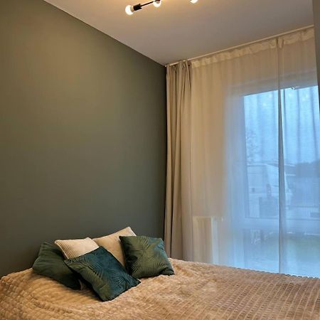 Warsaw Airport Apartment Bagian luar foto